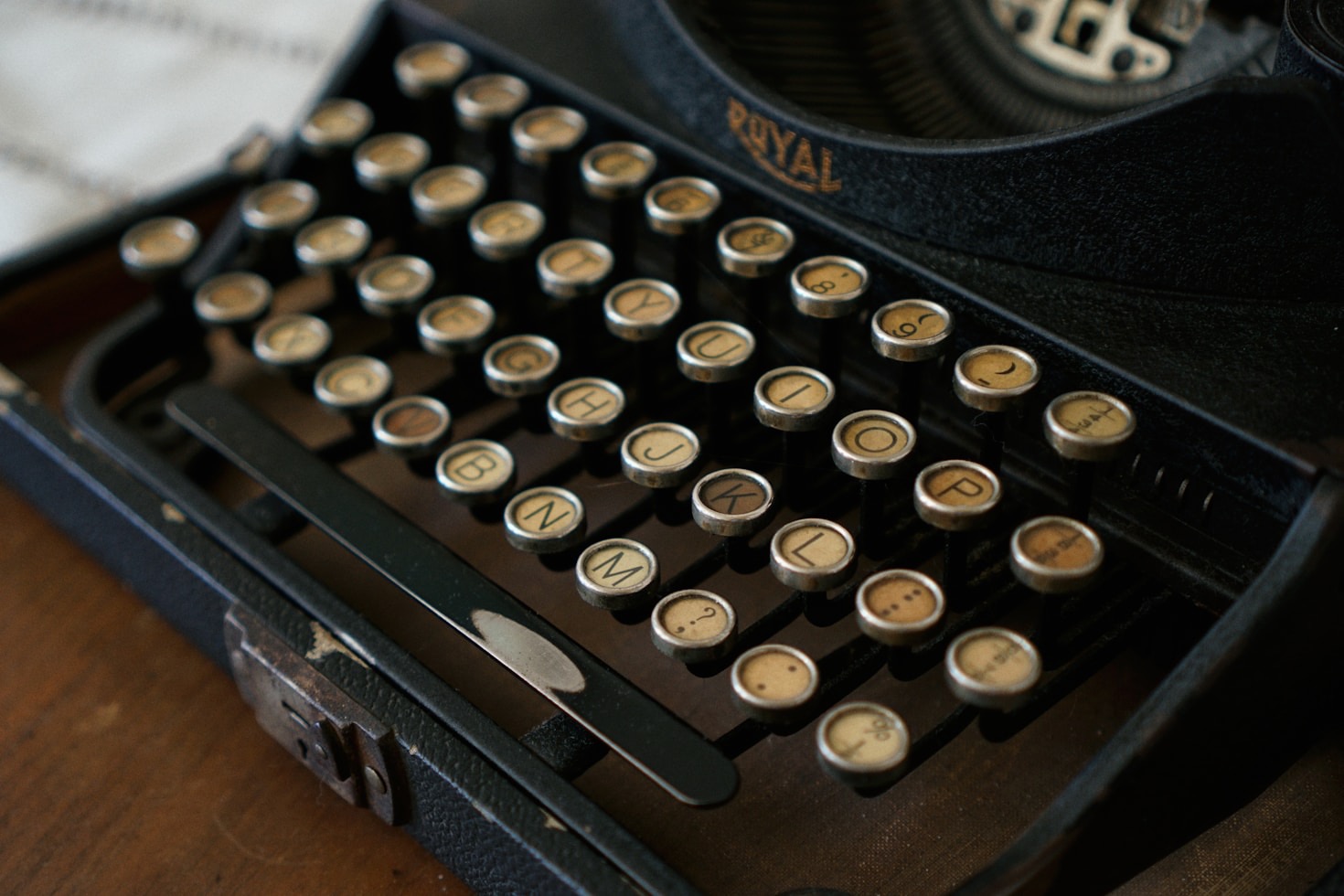 Why Psychological Thrillers Are So Addictive